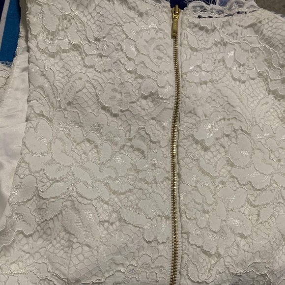 Perfect White Lace Dress - Picture 7 of 7